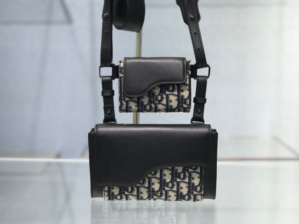 D*or elite shoulder pouch