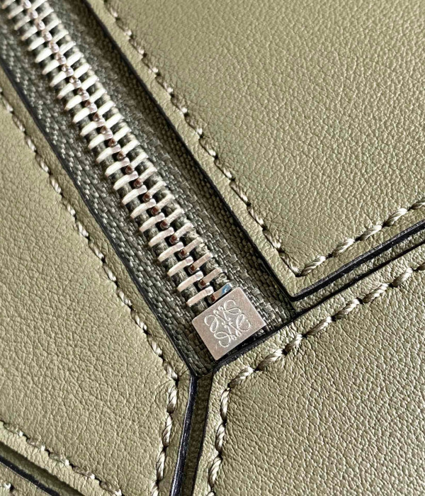 LOEWE Small Puzzle Bumbag-24*16*10.5cm