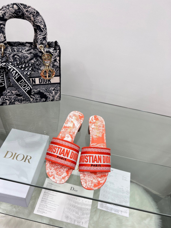 D*or dway heeled slide