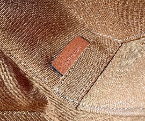 Ce**e tambour cuir triomphe