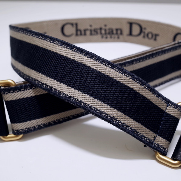 D*or adjustable shoulder strap