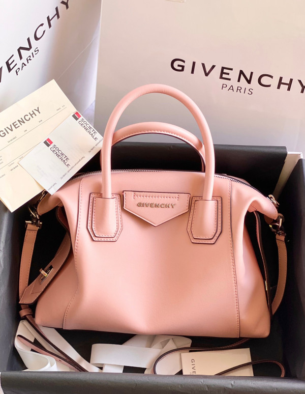 GIVENCHY ANTIGONA SOFT