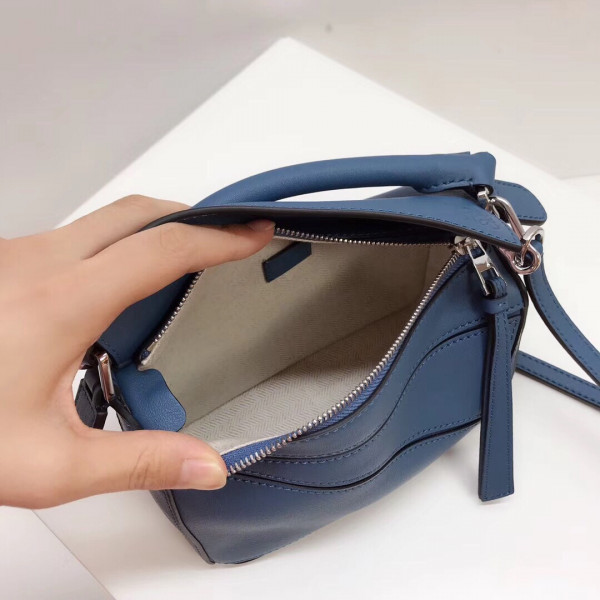 LOEWE MINI PUZZLE BAG