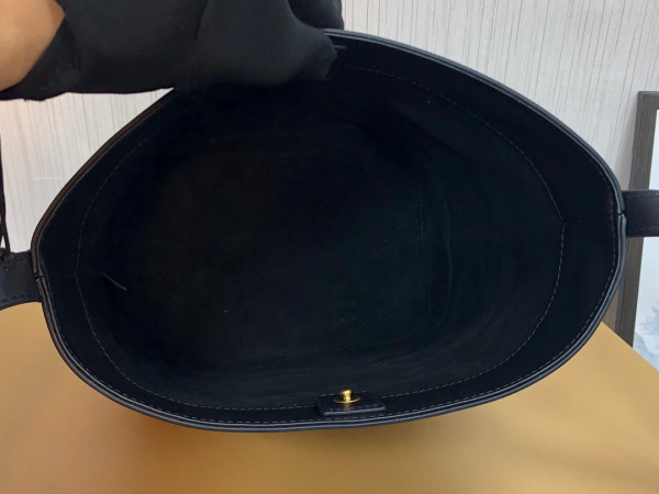 Ce**e small bucket cuir triomphe