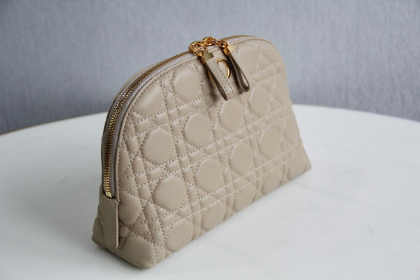 D*or caro beauty pouch