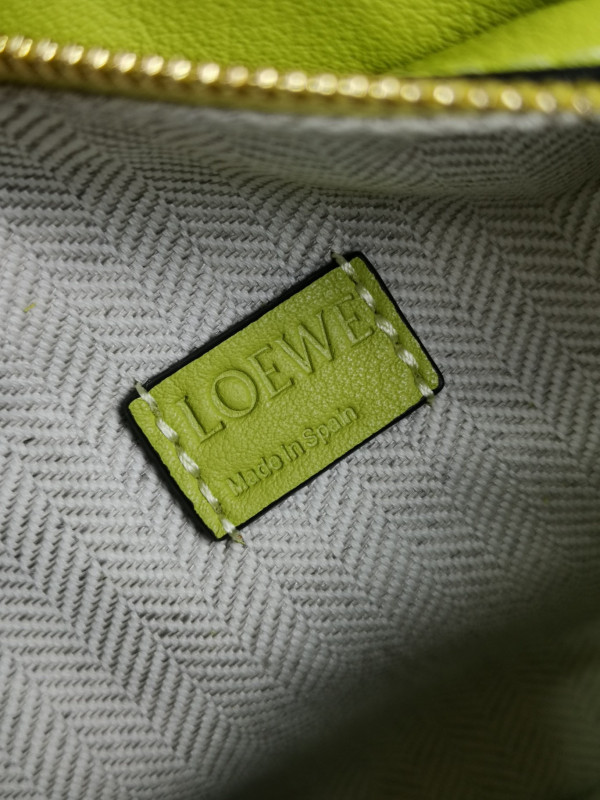 LOEWE MINI PUZZLE BAG