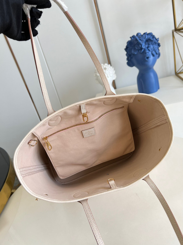 l**is V*t*n neverfull mm