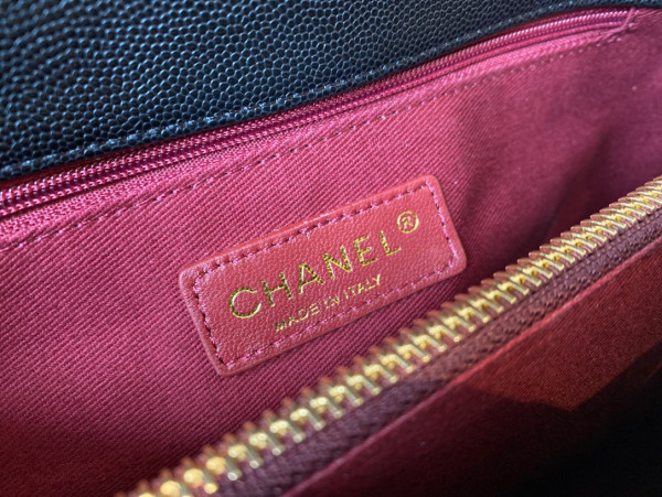 CL LARGE FLAP BAG WITH TOP HANDLE