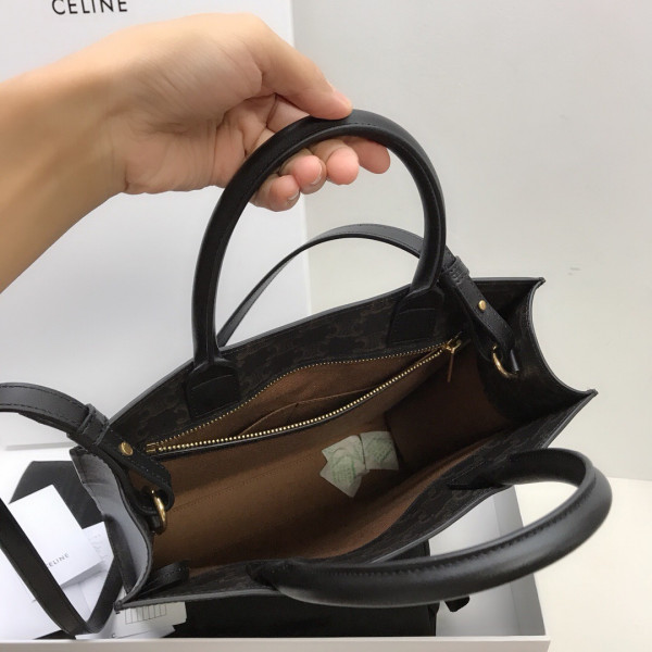 Ce**e small cabas vertical in triomphe canvas