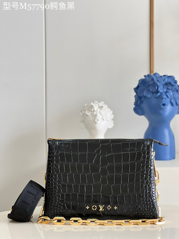 l**is V*t*n coussin pm