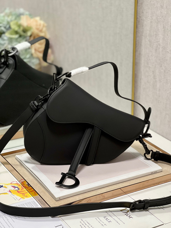 D*or saddle bag with strap