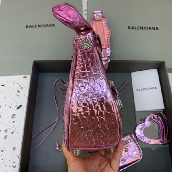 Ba*len*cia*ga women''s le cagole small shoulder bag