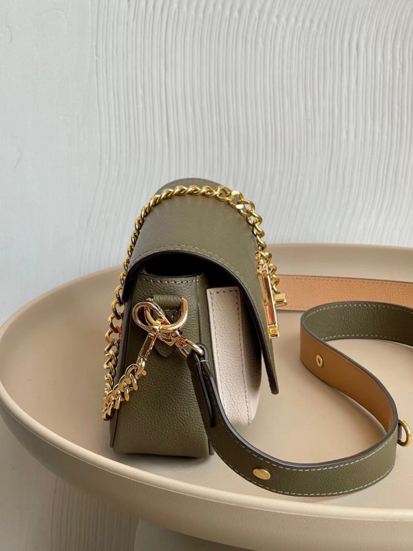 l**is V*t*n lockme tender