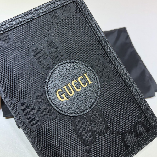G*u*i off the grid passport case