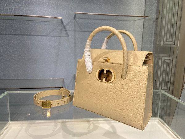 D*or large st honorÉ tote