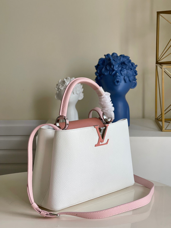 l**is V*t*n capucines bb