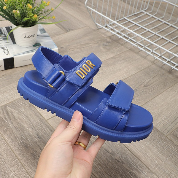 D*oract sandal