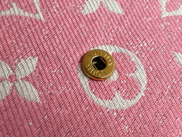 l**is V*t*n sarah wallet