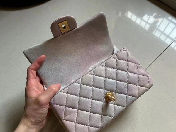 CL MINI FLAP BAG WITH TOP HANDLE