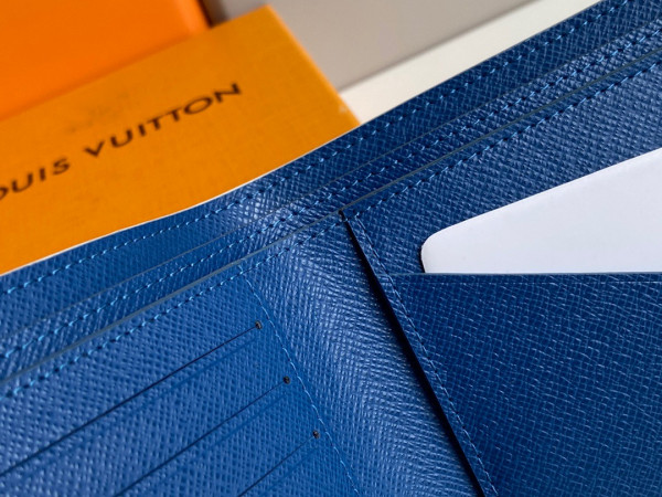 l**is V*t*n multiple wallet