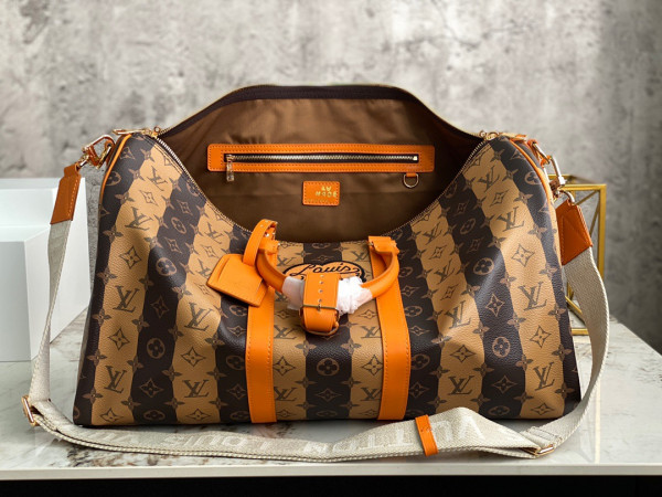 l**is V*t*n keepall bandouliÈre 50