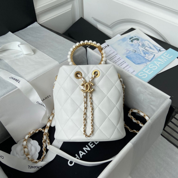 CL BUCKET BAG