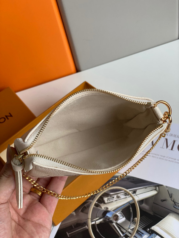 l**is V*t*n mini pochette accessoires