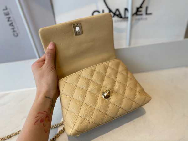 CL MINI FLAP BAG WITH TOP HANDLE