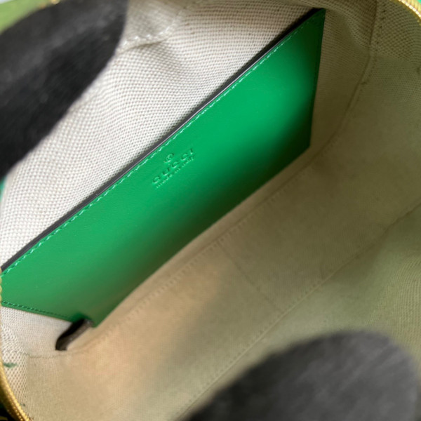 G*u*i gg matelassé leather shoulder bag