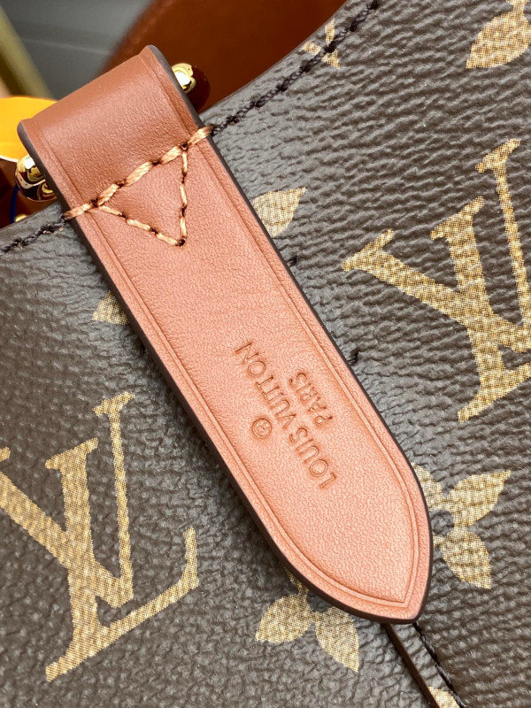 l**is V*t*n nÉonoÉ