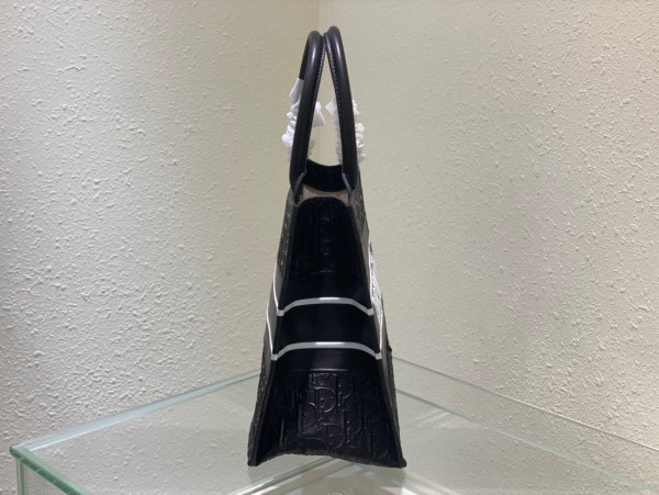 D*or small book tote