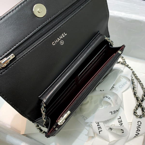CL CHAIN WALLET LAMBSKIN NEW EDITION