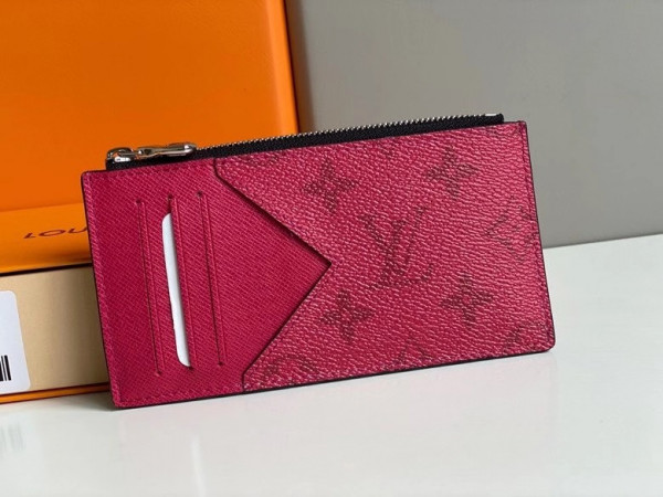 l**is V*t*n coin card holder