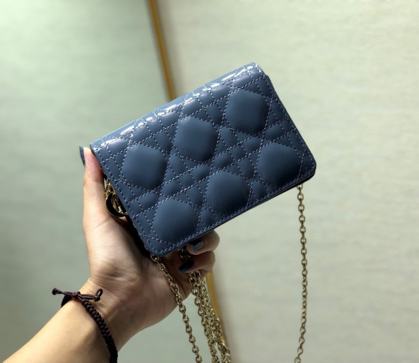 lady D*or nano pouch