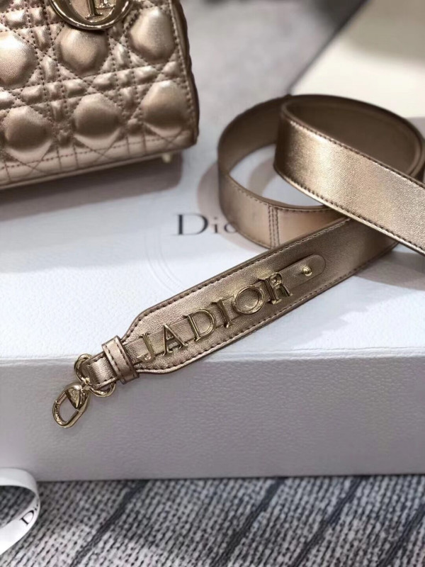 lady D*or small-20-16.5-8cm