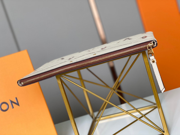 l**is V*t*n daily pouch