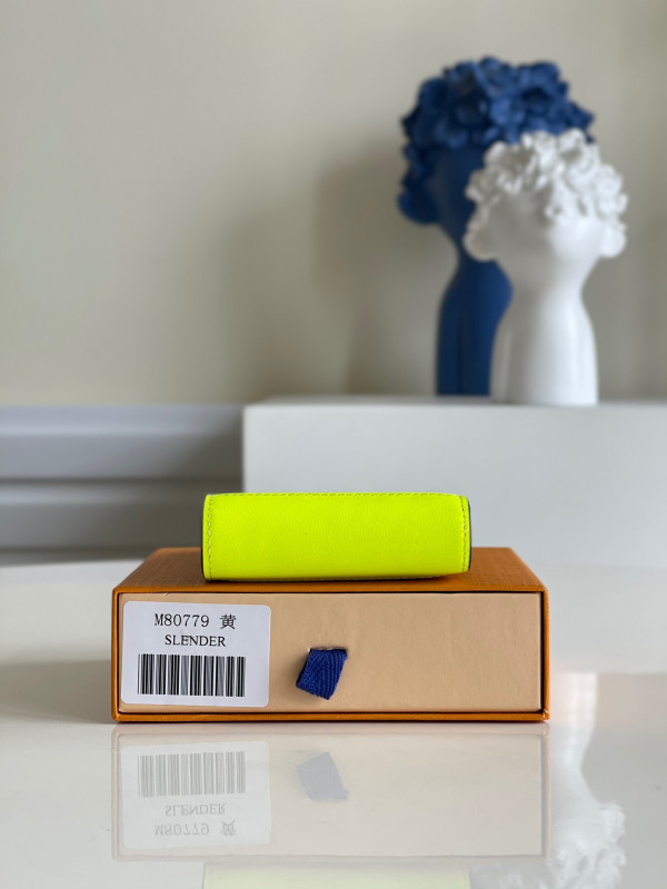 l**is V*t*n multiple wallet