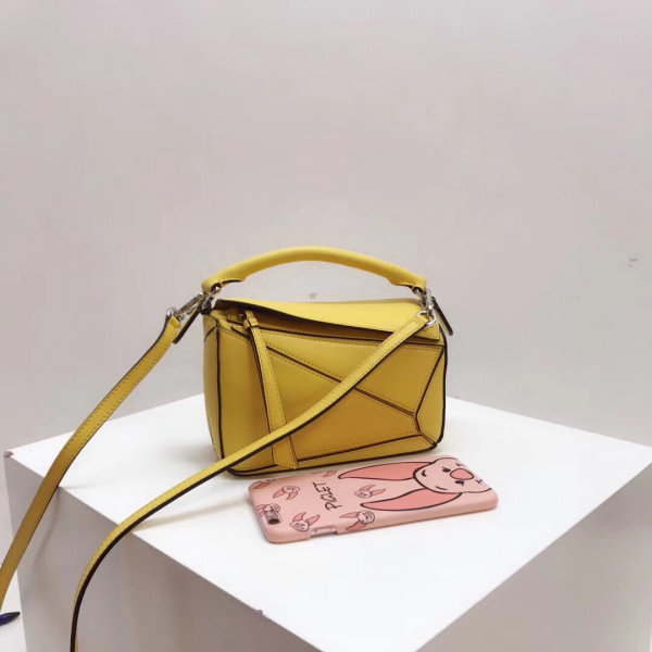 LOEWE MINI PUZZLE BAG