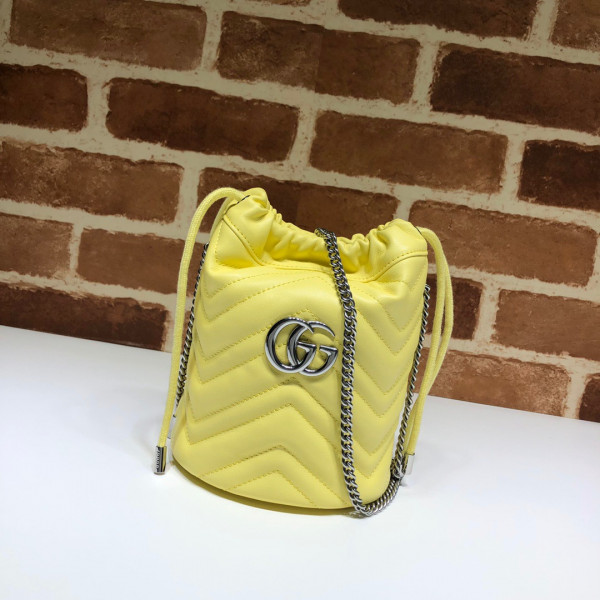 G*u*i gg marmont mini bucket bag