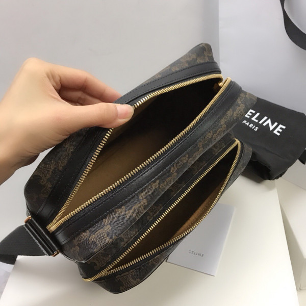 Ce**e large pocket messenger bag in triomphe canvas and calfskin