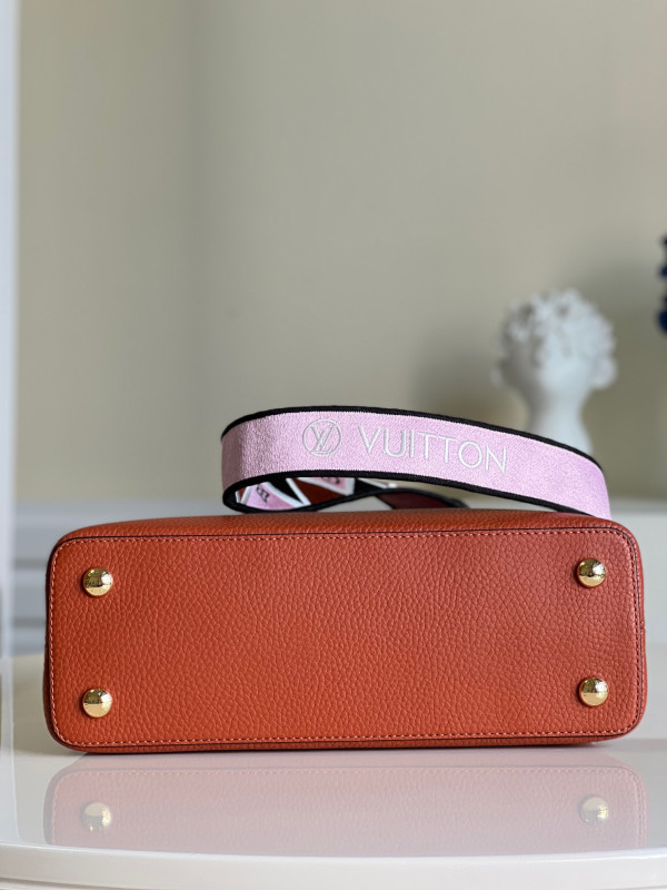 l**is V*t*n capucines mm