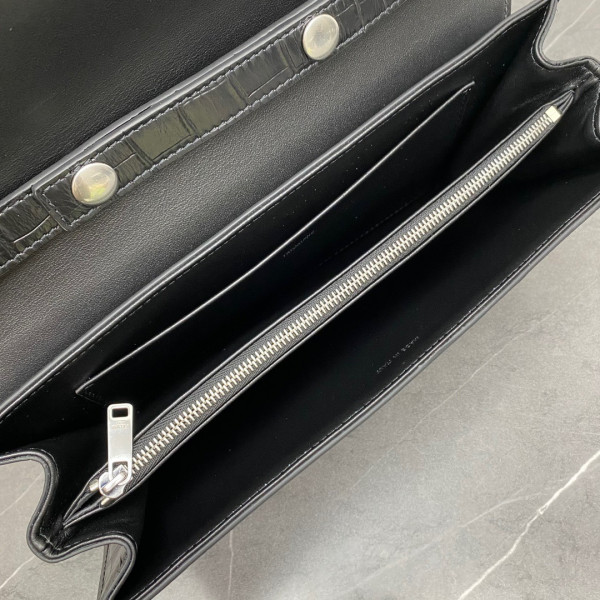 Ce**e trapeze triomphe bag