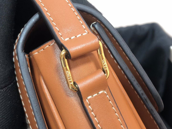 Ce**e teen triomphe bag