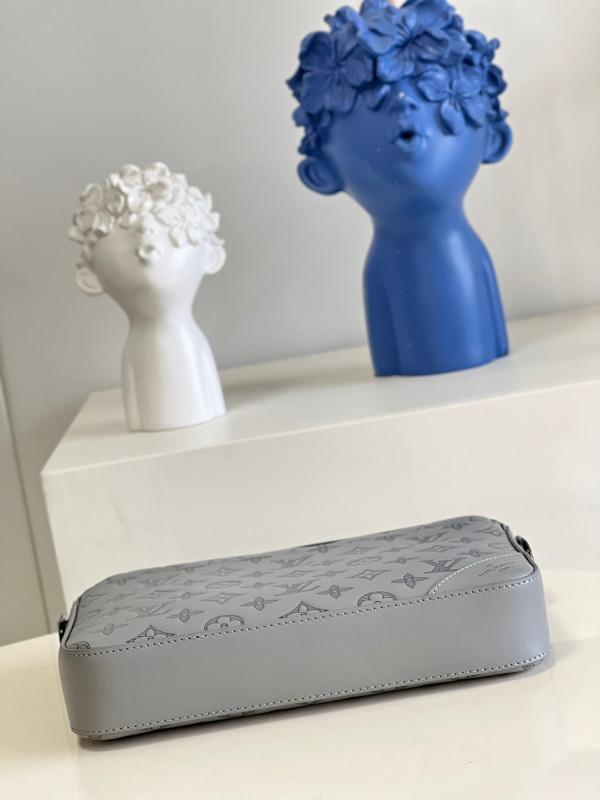 l**is V*t*n duo messenger