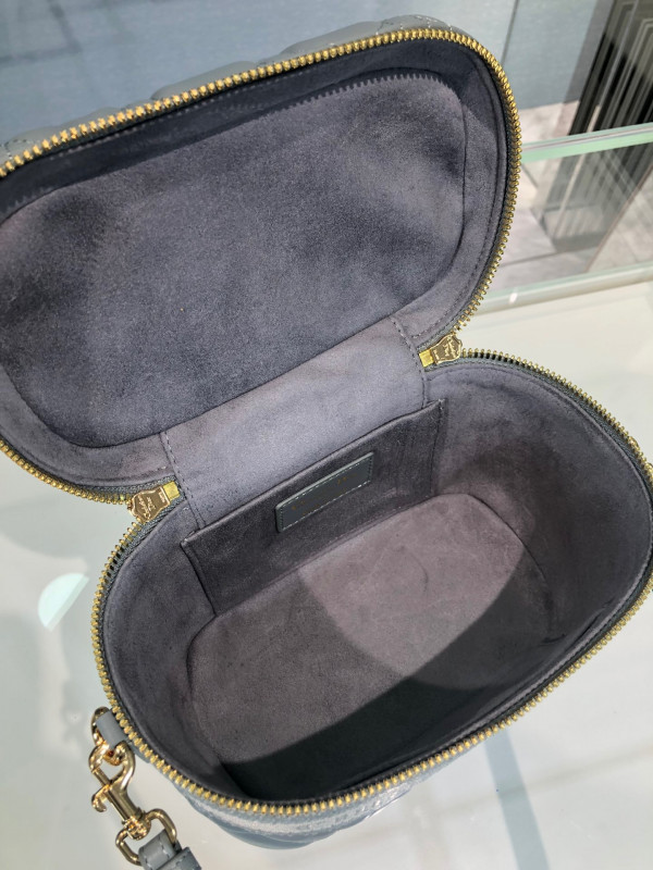 D*or small D*ortravel vanity case-18.5-13-10.5cm