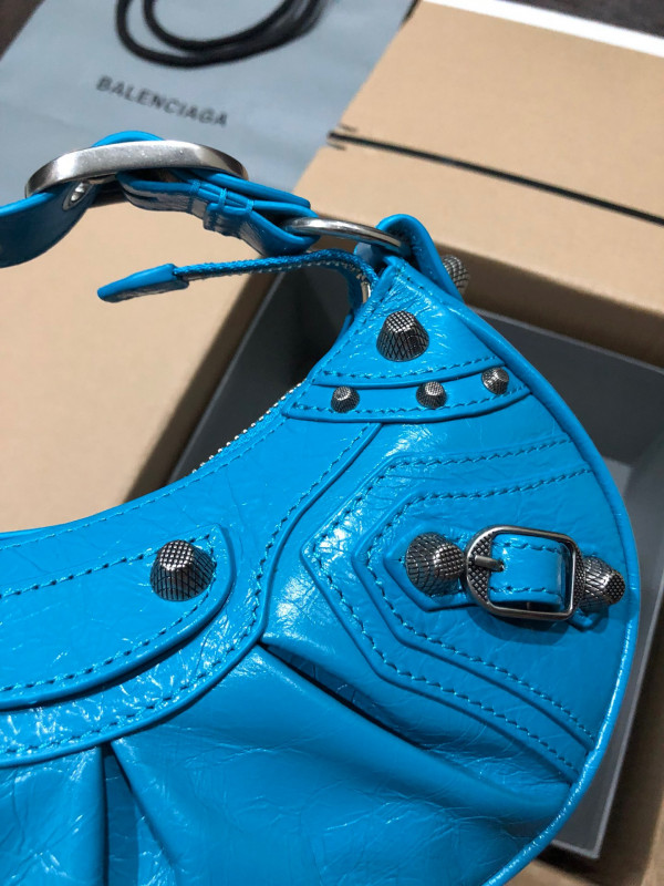 Ba*len*cia*ga women''s le cagole xs shoulder bag