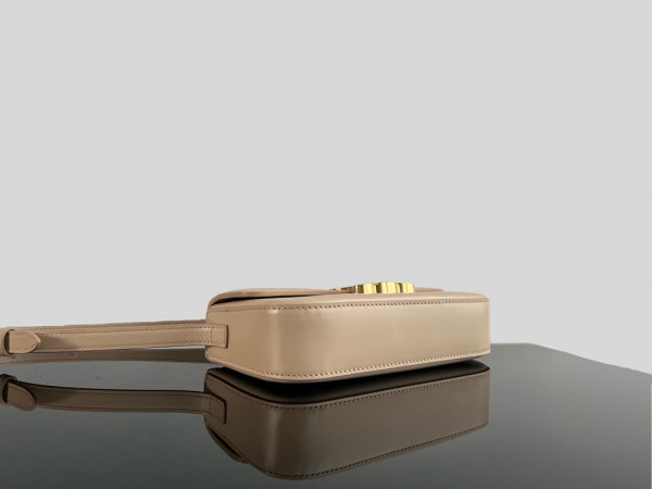 Ce**e triomphe shoulder bag