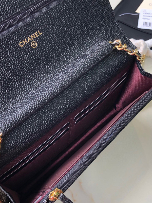 CL CHAIN WALLET CAVIAR