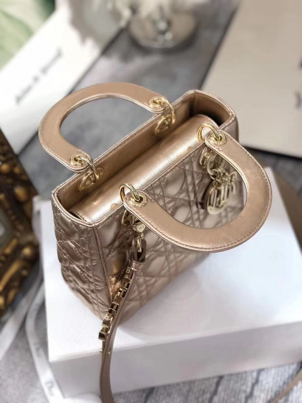 lady D*or small-20-16.5-8cm