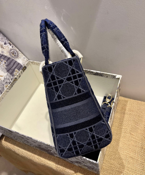 D*or medium lady d-lite bag